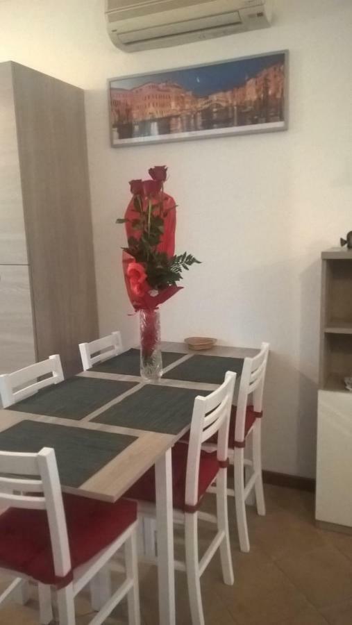 Marina Venice Apartment Міра Екстер'єр фото